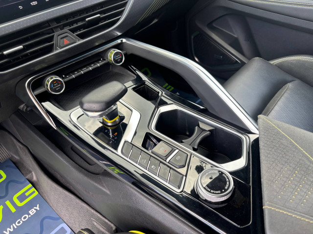 Фото автомобиля 12
