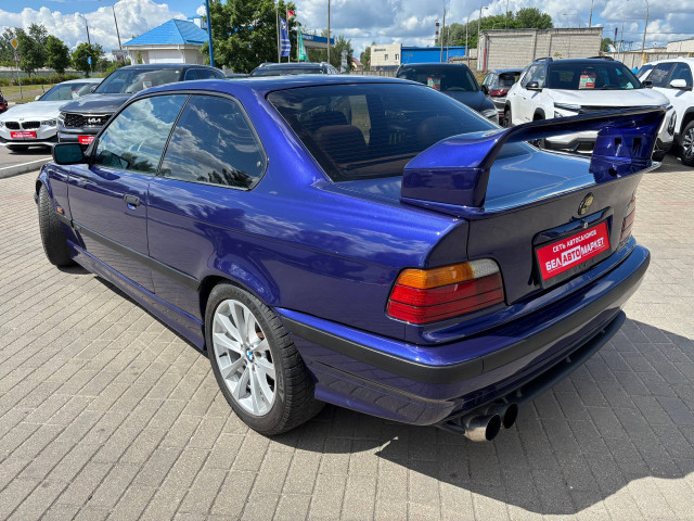 Фото автомобиля 2