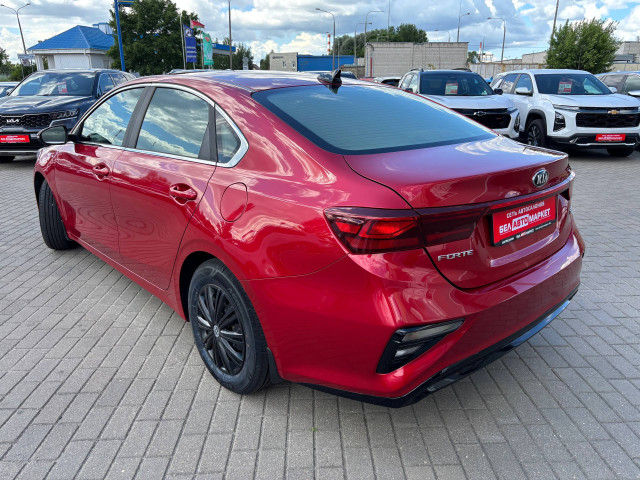 Фото автомобиля 7