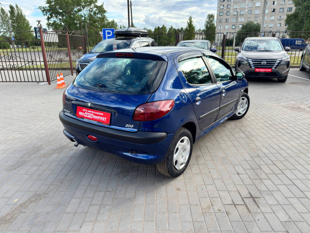 Фото автомобиля 4