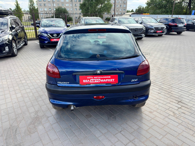 Фото автомобиля 5