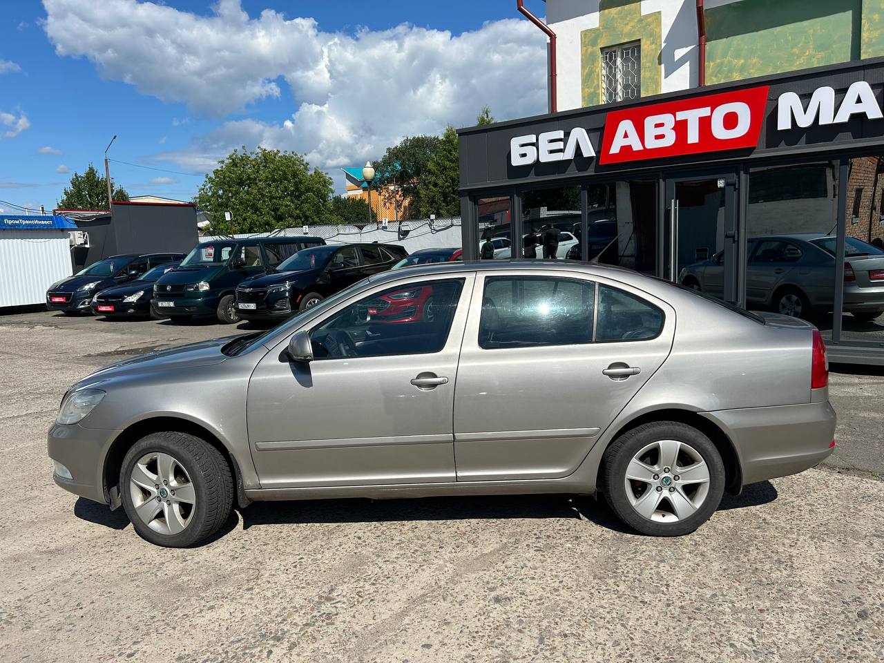 Фото автомобиля 7