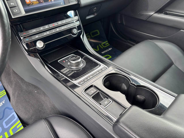 Фото автомобиля 12