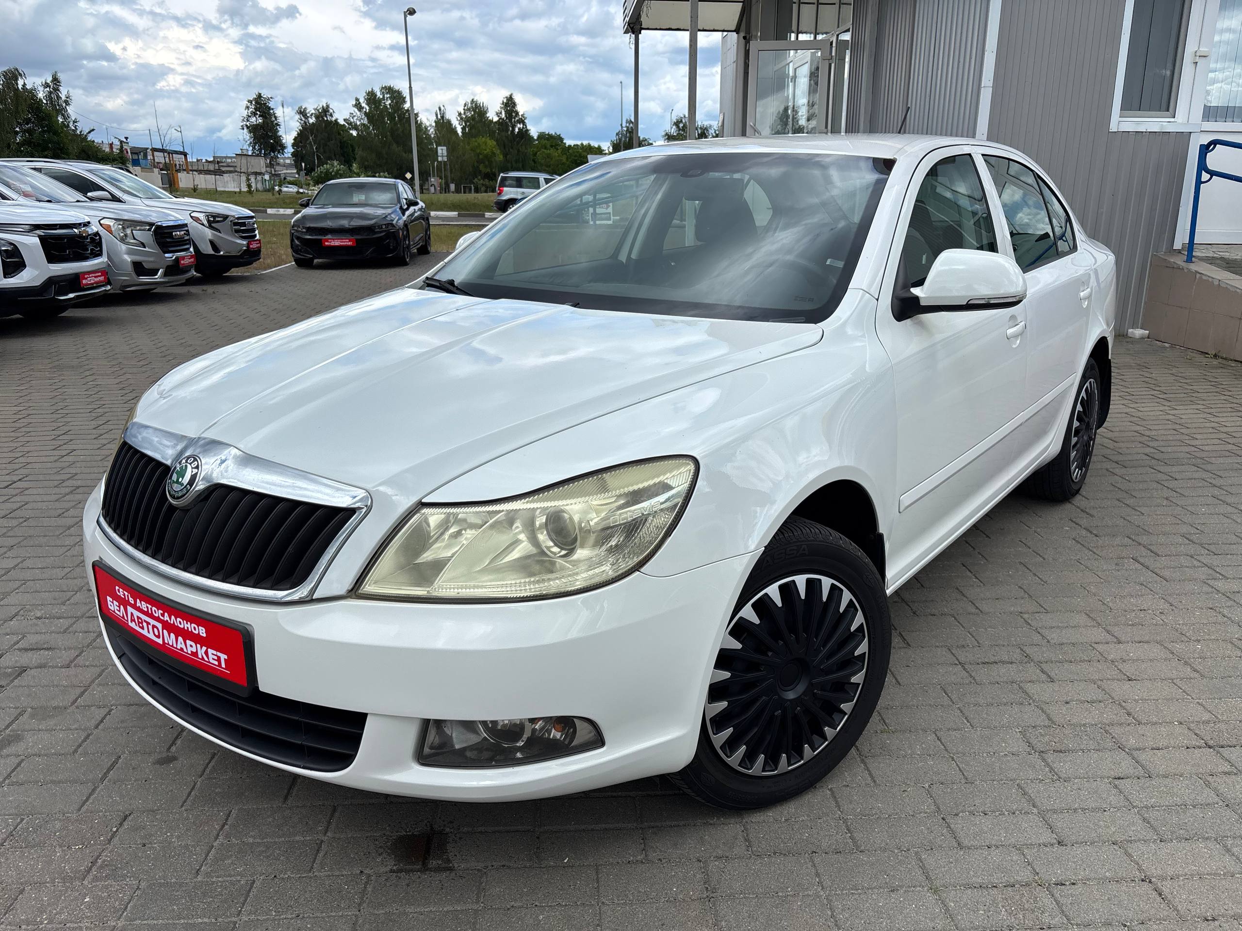 авто с пробегом skoda octavia 2012