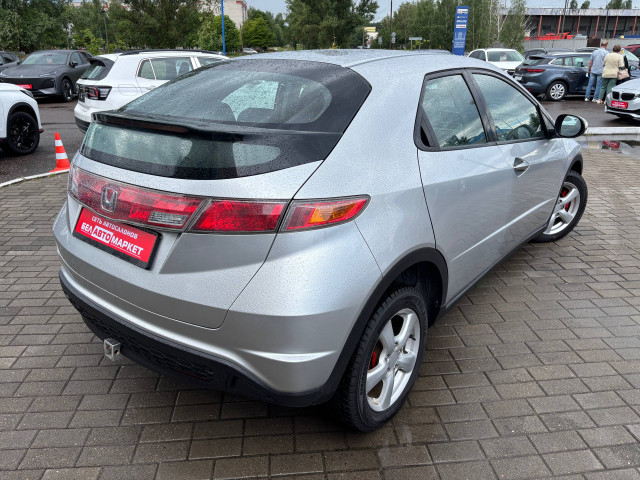 Фото автомобиля 5