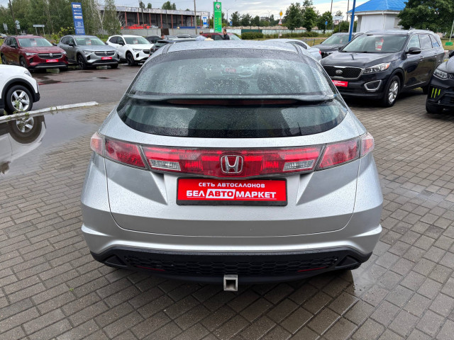 Фото автомобиля 6