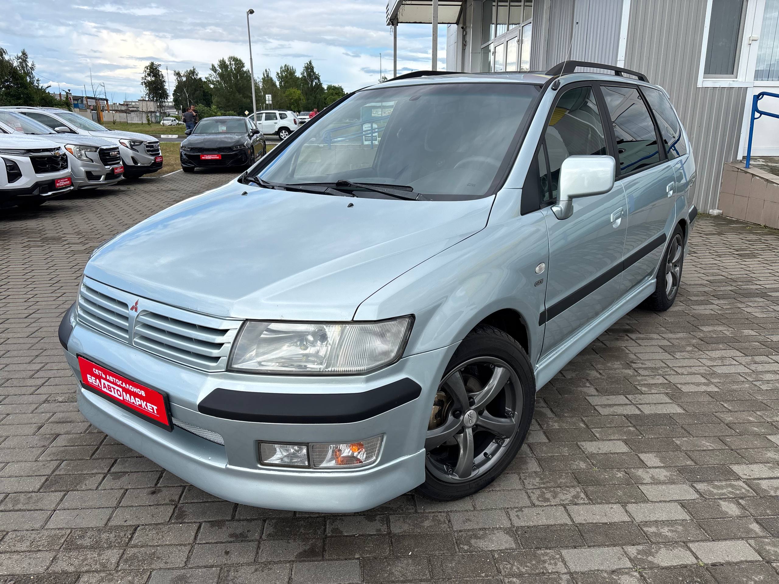 авто с пробегом mitsubishi space wagon 1999