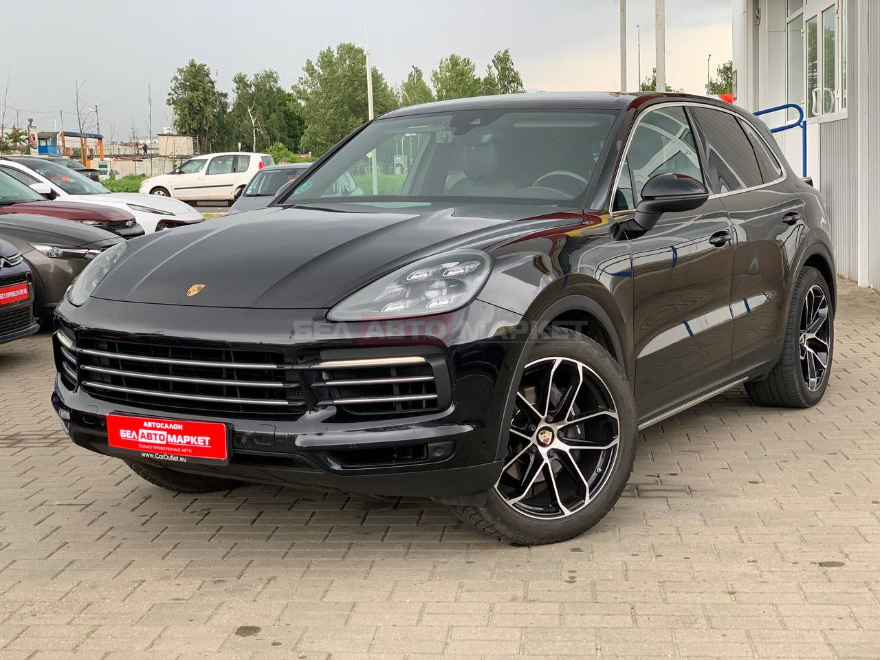 авто с пробегом porsche cayenne 2018