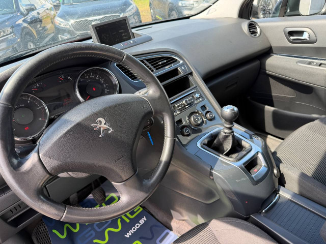 Фото автомобиля 12