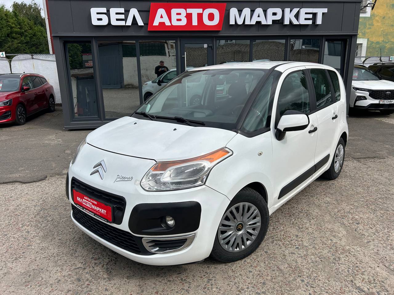 авто с пробегом citroen c3 picasso 2011