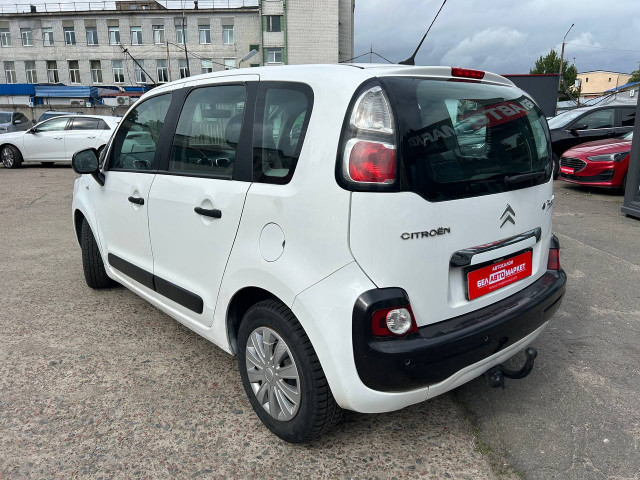Фото автомобиля 6