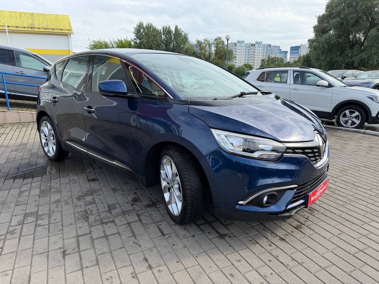 Фото автомобиля 3