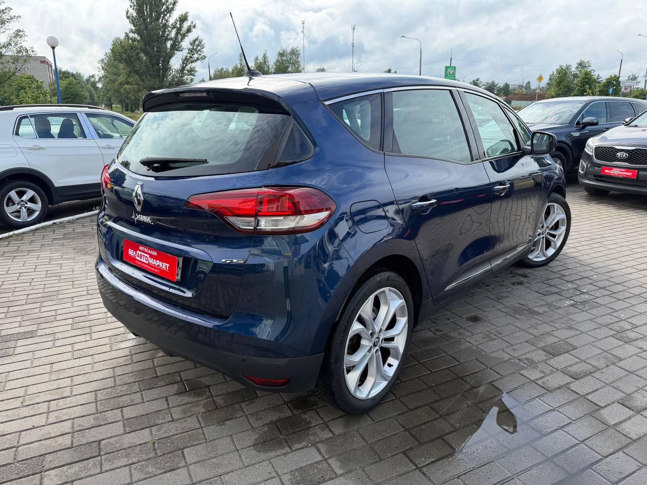 Фото автомобиля 5