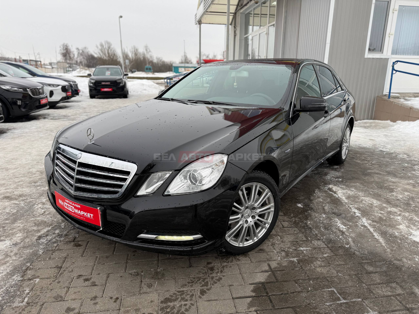 авто с пробегом mercedes-benz e-класс 2012