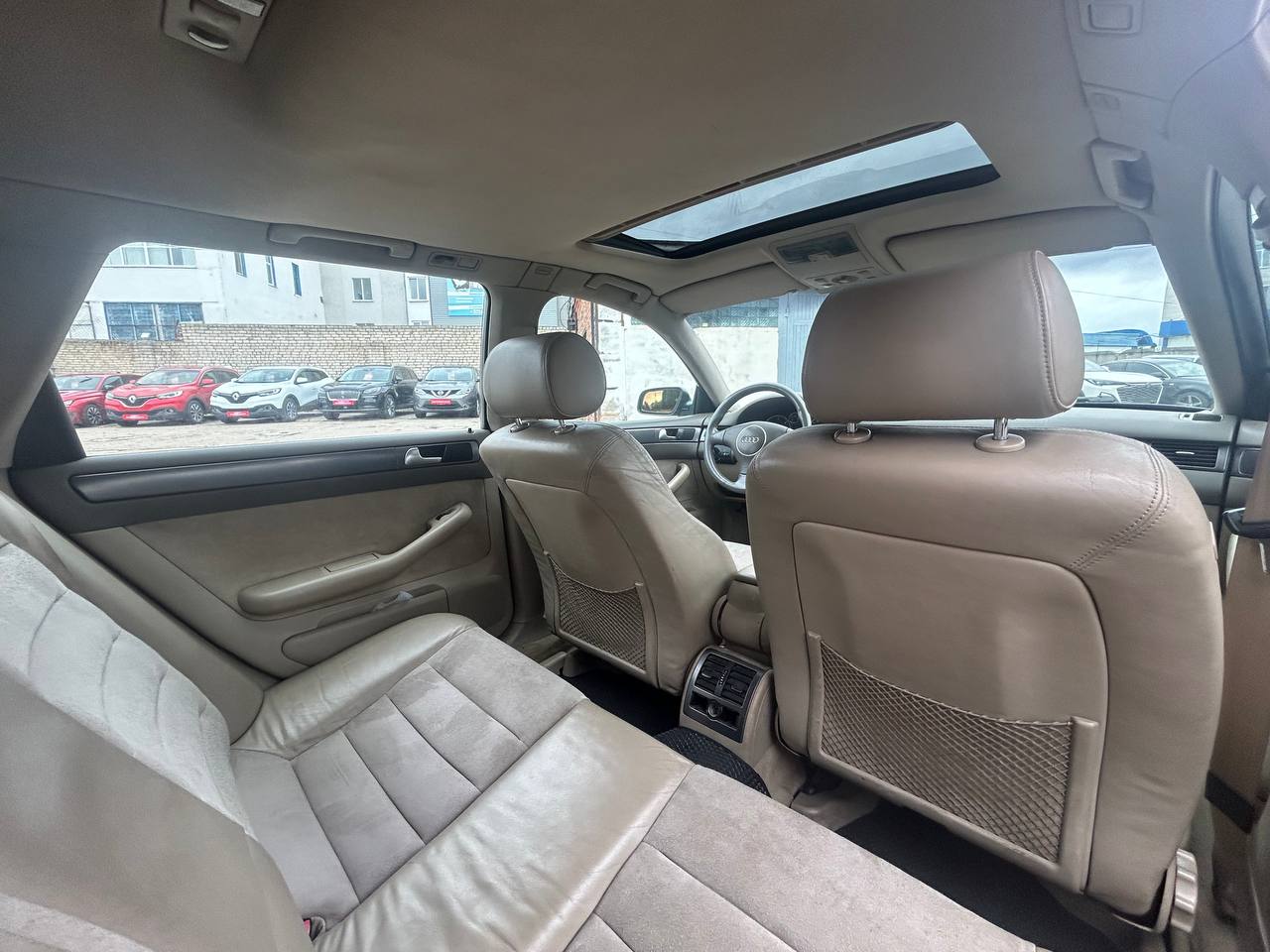 Фото автомобиля 11