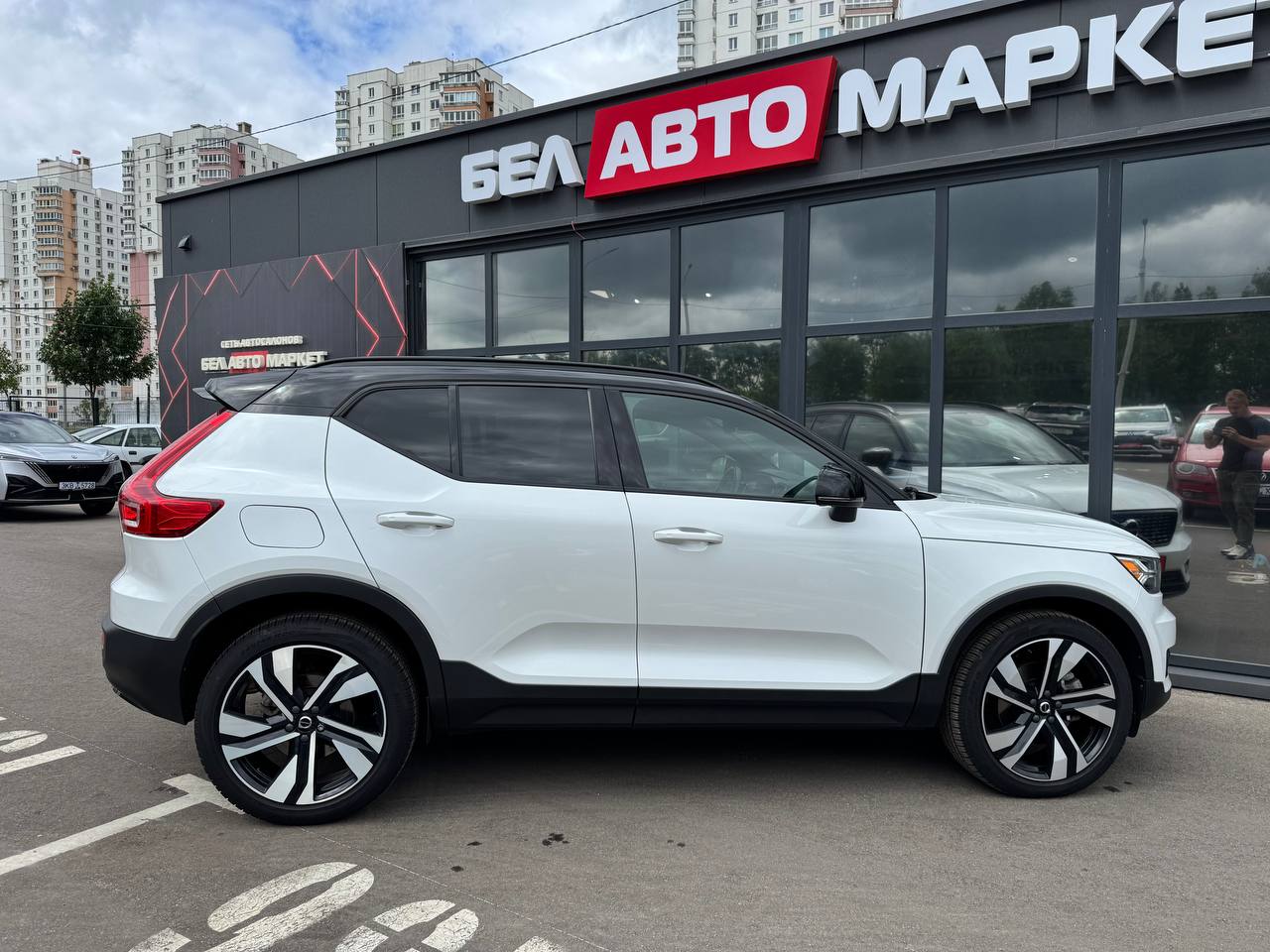 Фото автомобиля 3