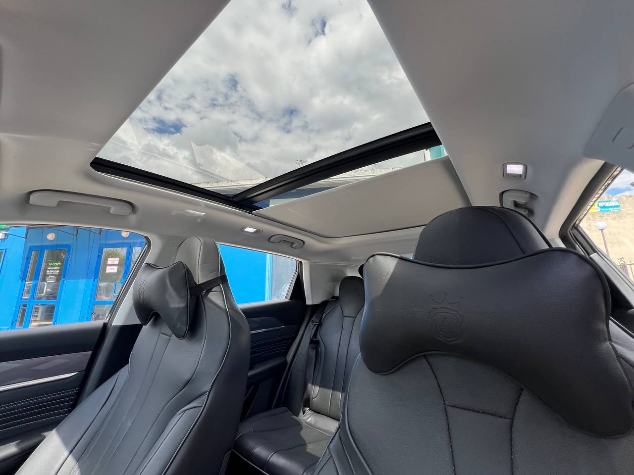 Фото автомобиля 12