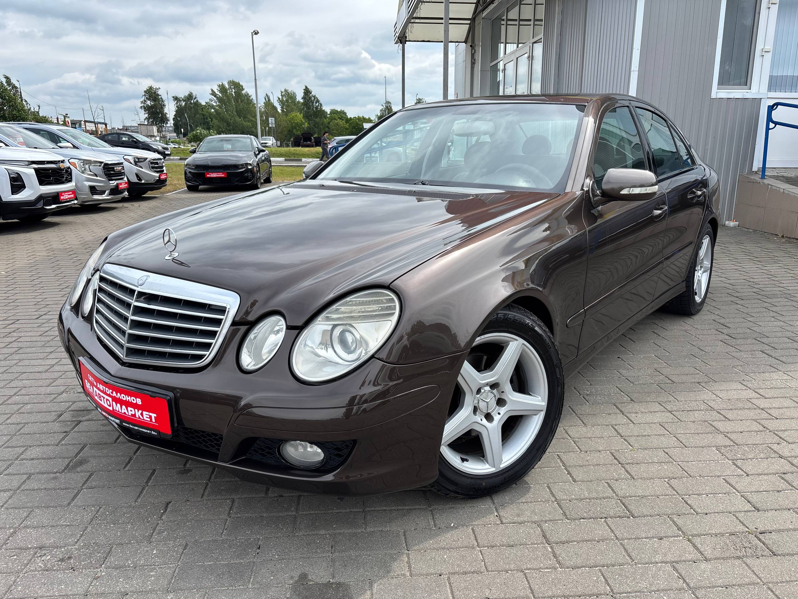 авто с пробегом mercedes-benz e-класс 2009