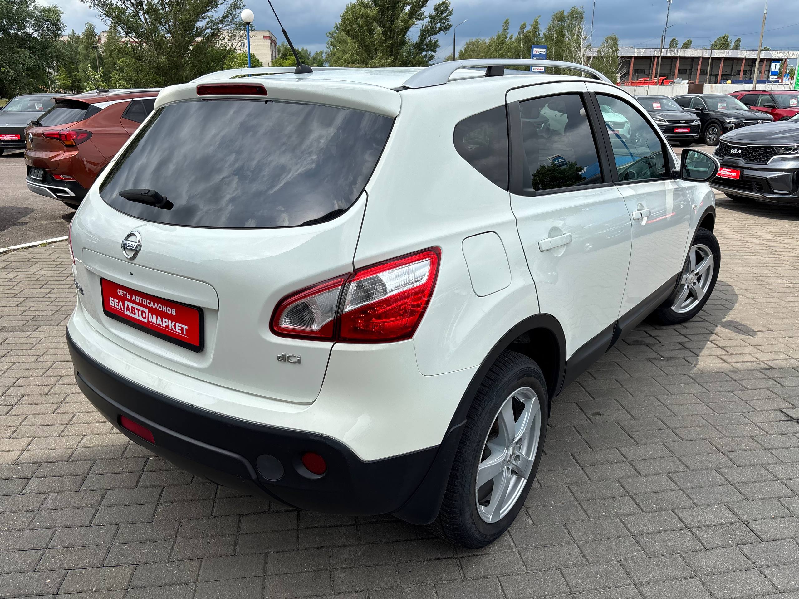 Фото автомобиля 2