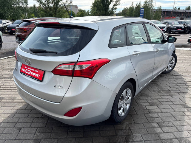 Фото автомобиля 5