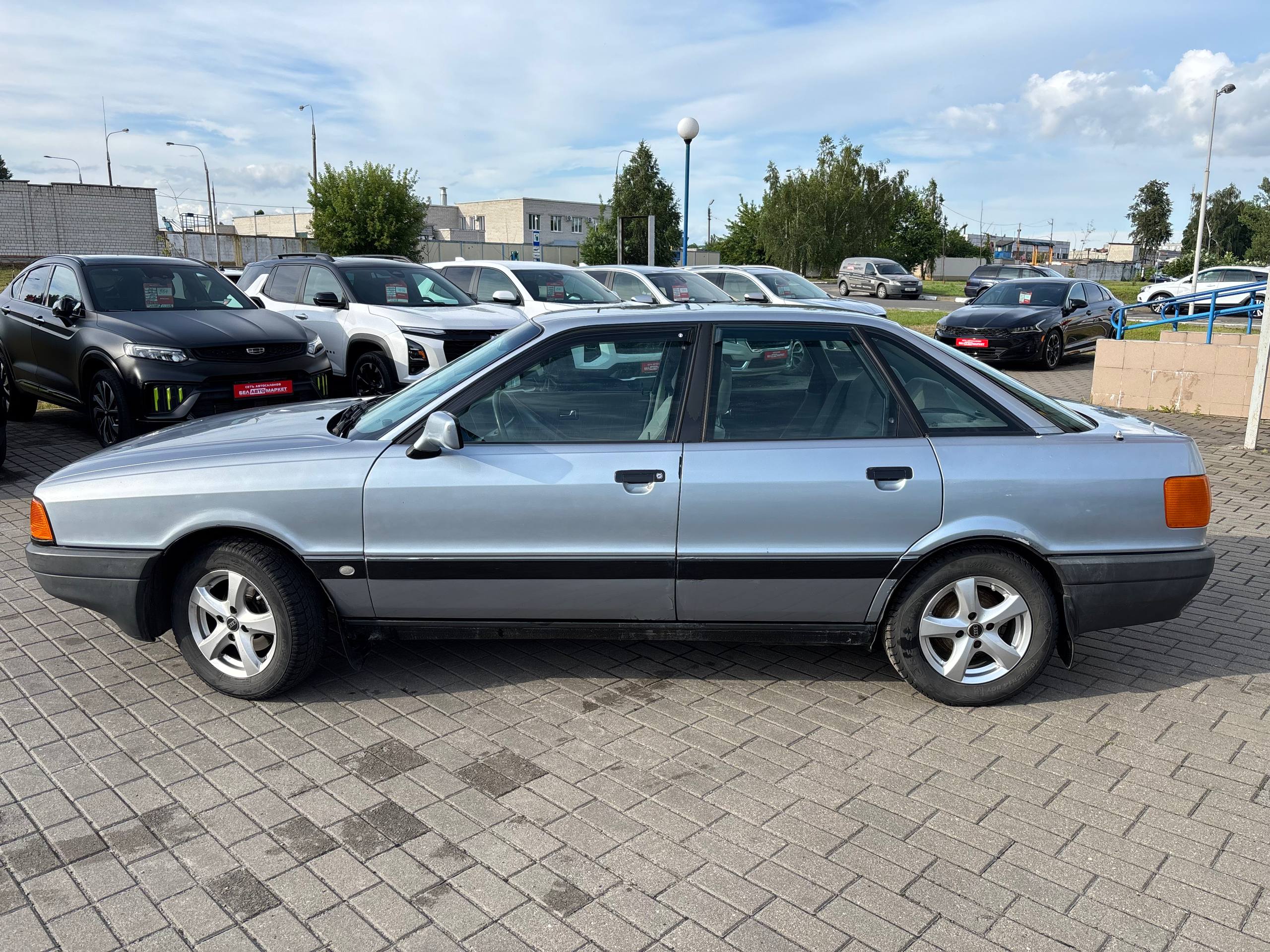 Фото автомобиля 9