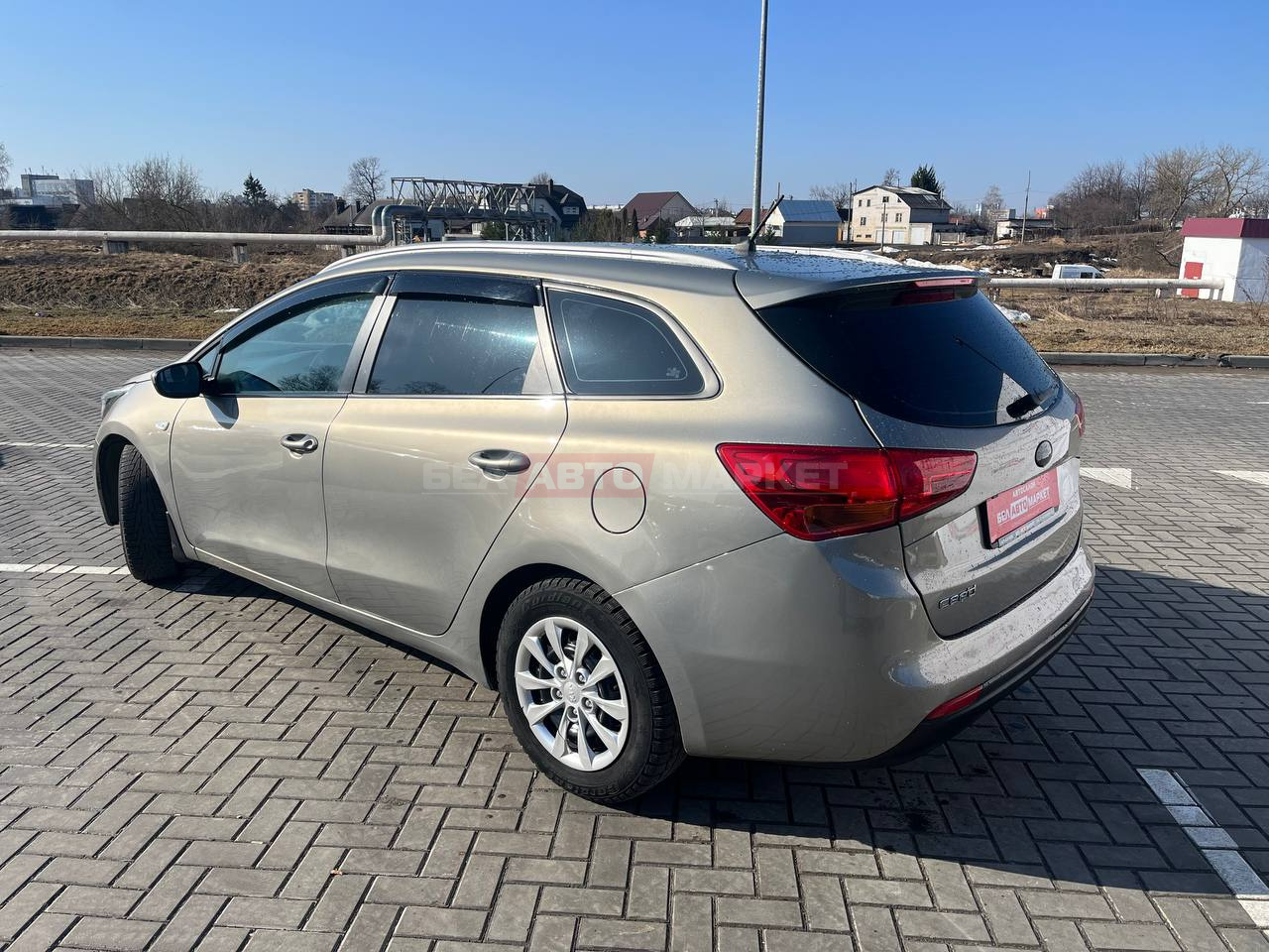 Фото автомобиля 6