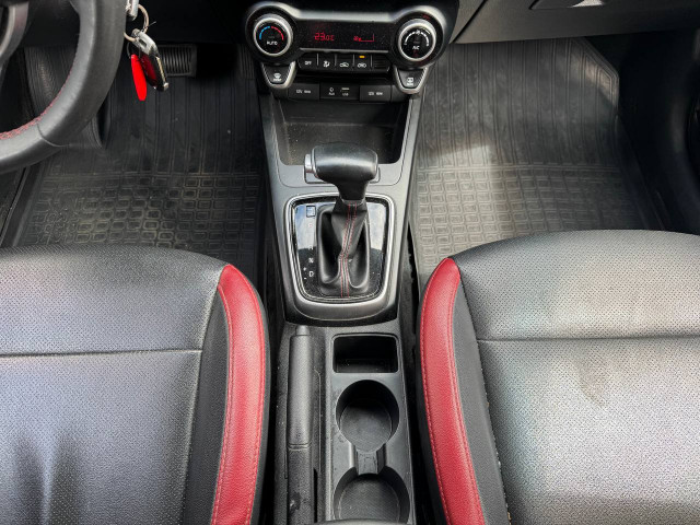 Фото автомобиля 12