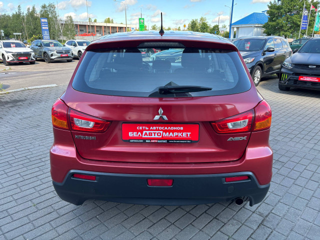 Фото автомобиля 7