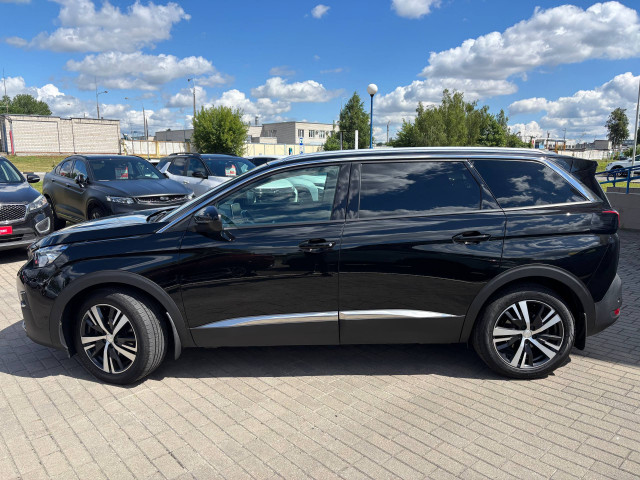 Фото автомобиля 7