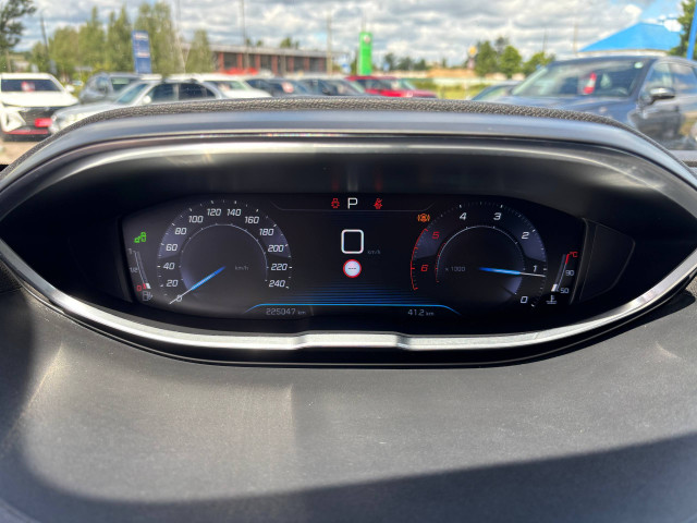 Фото автомобиля 10
