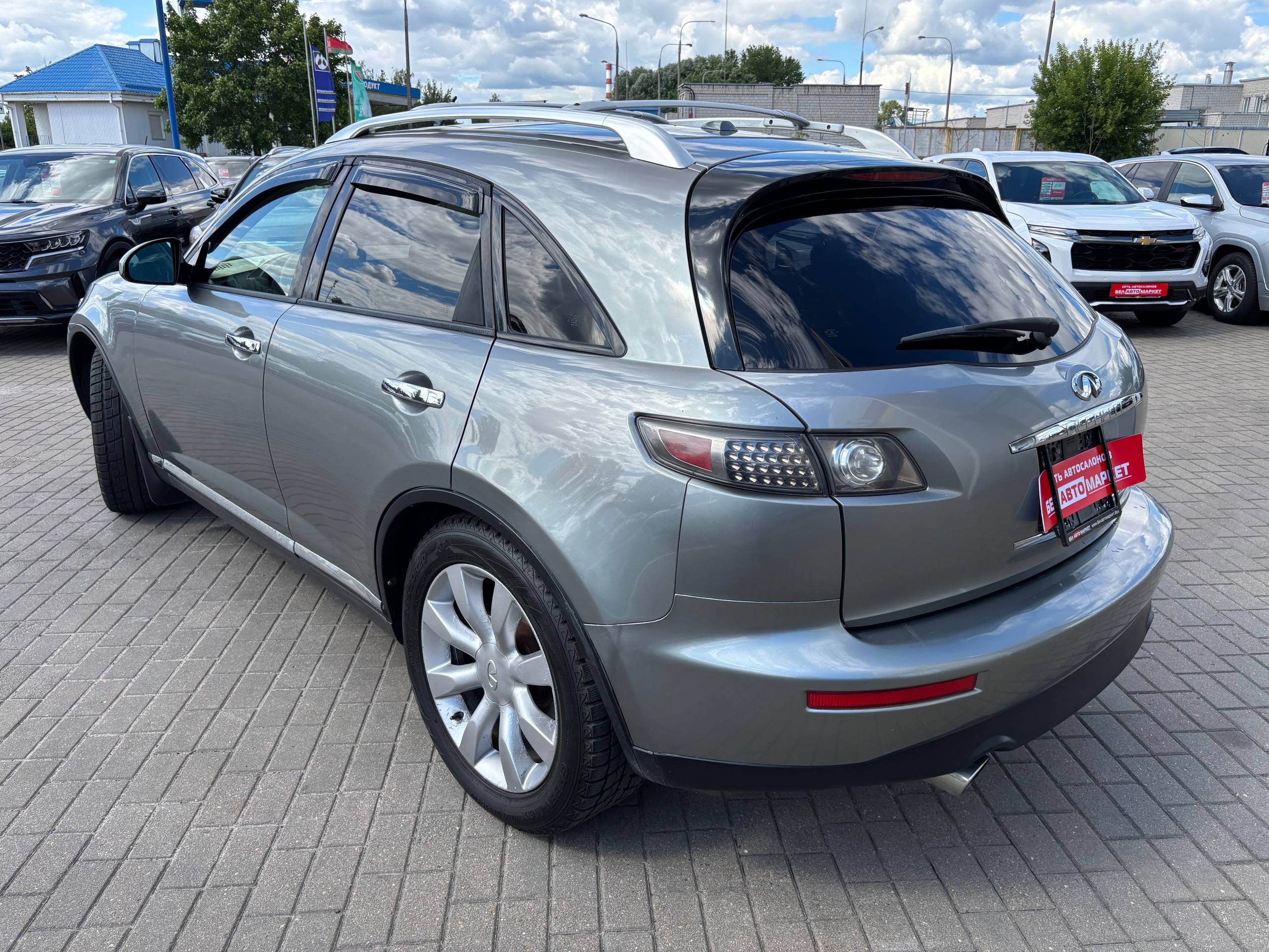 Фото автомобиля 6
