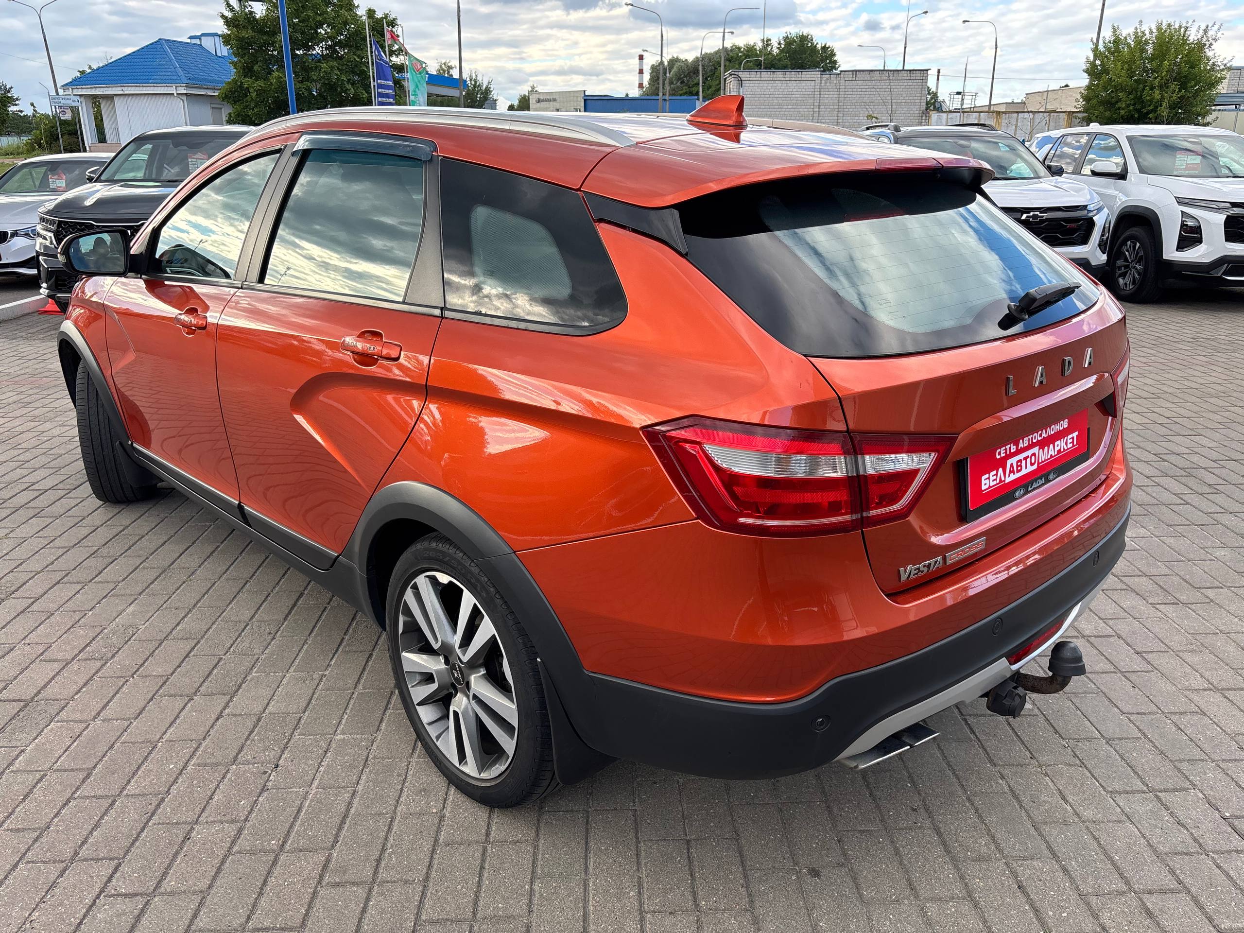 Фото автомобиля 7