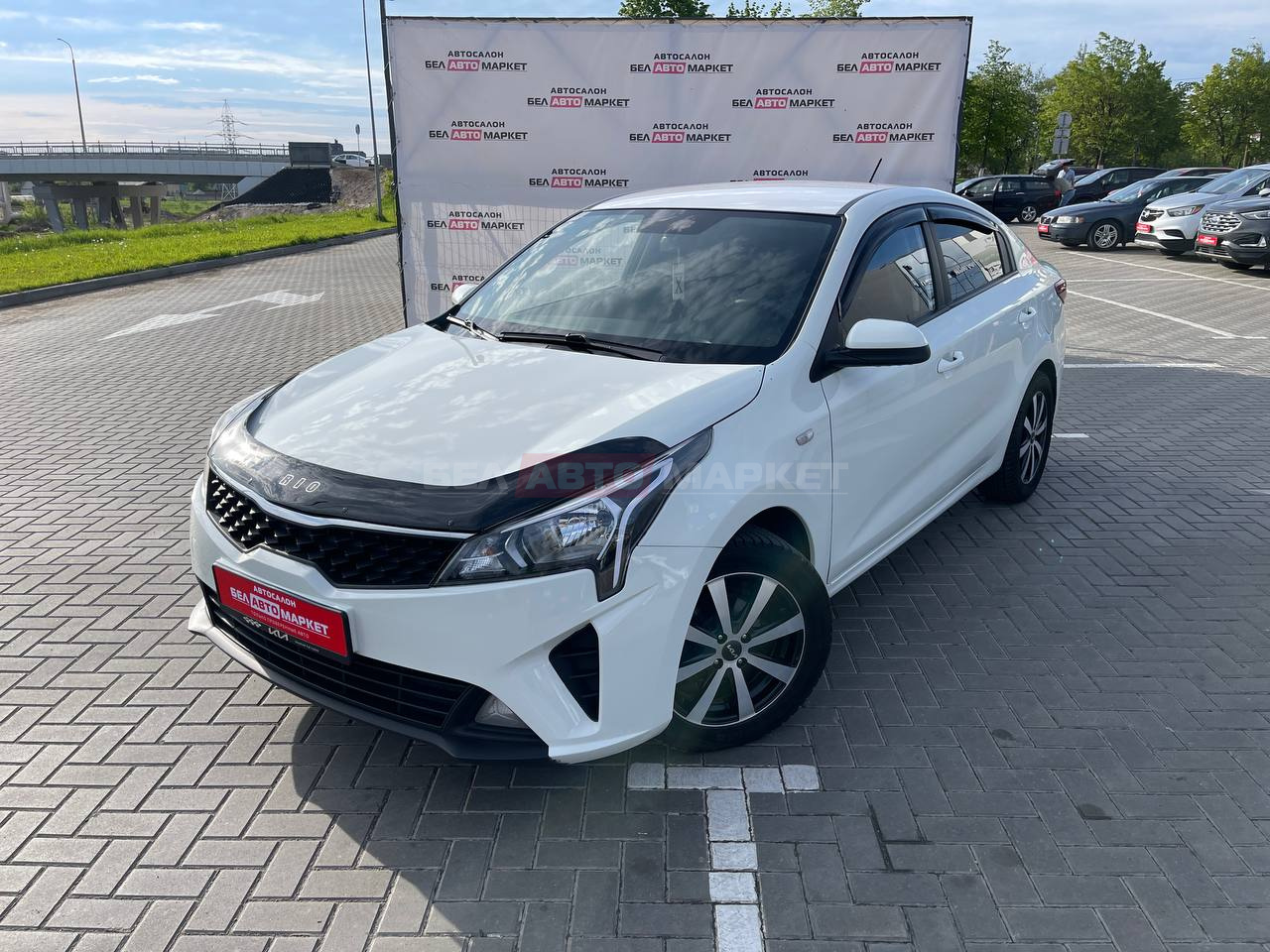 авто с пробегом kia rio 2021