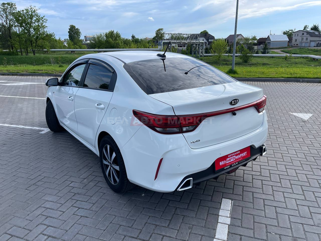 Фото автомобиля 7