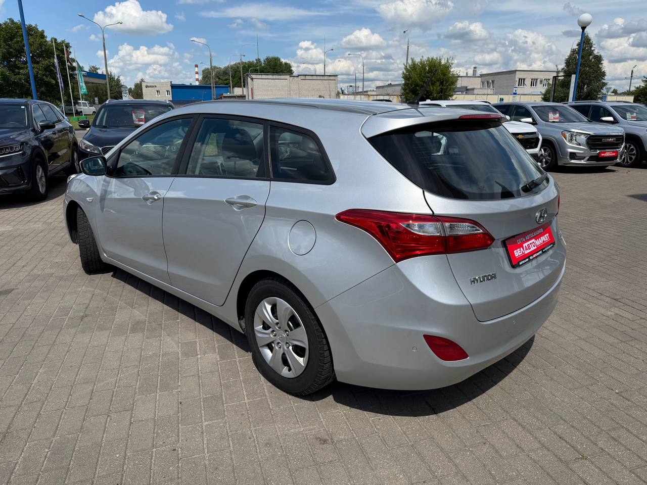 Фото автомобиля 7