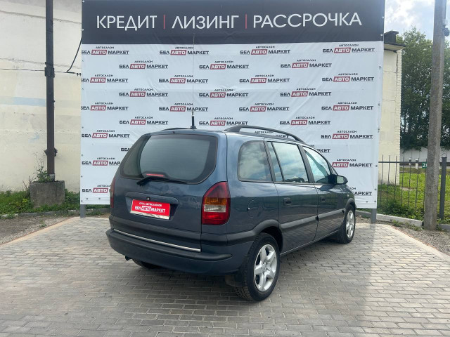 Фото автомобиля 3