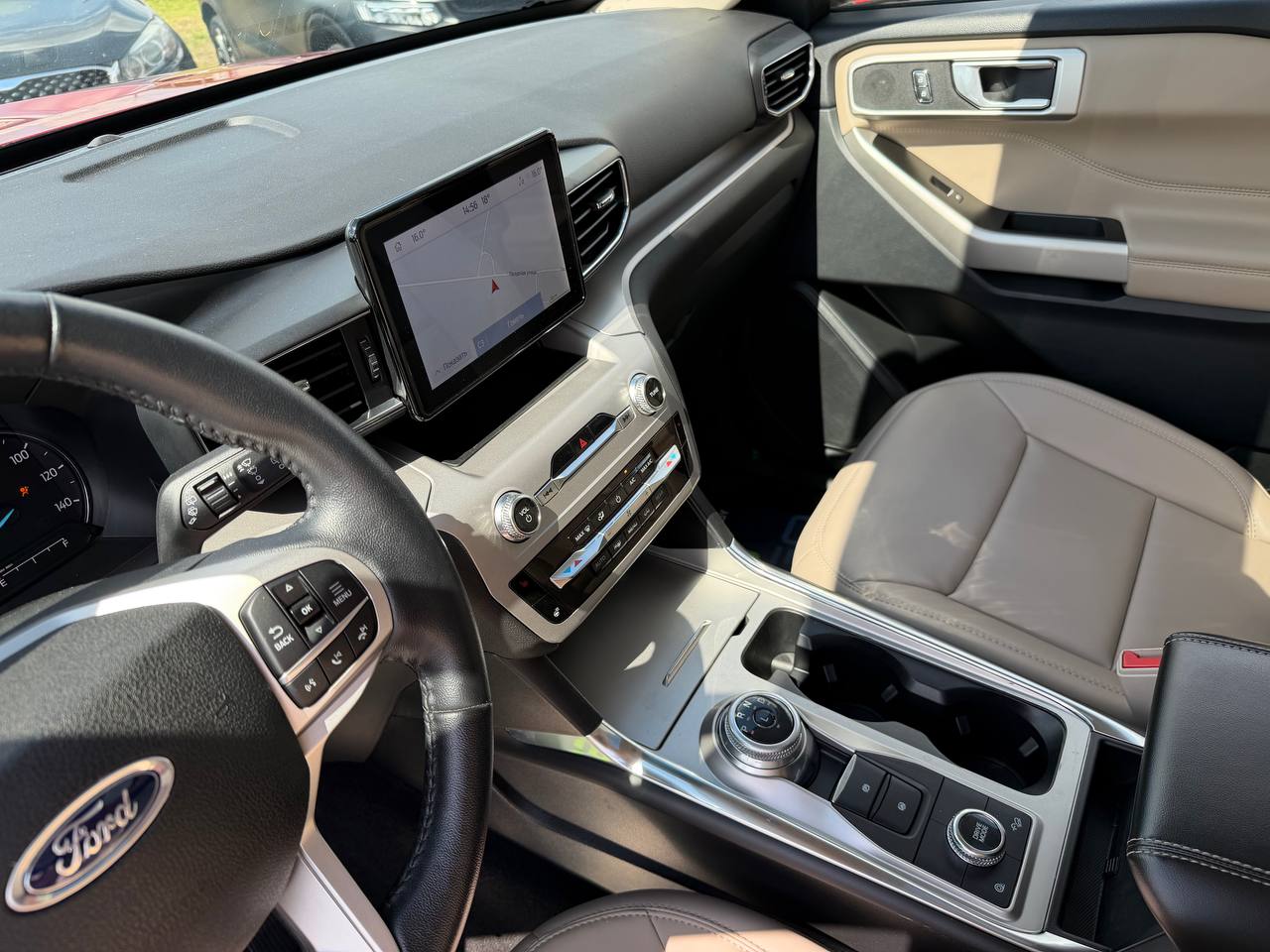 Фото автомобиля 12