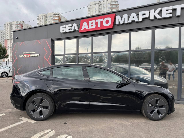 Фото автомобиля 3