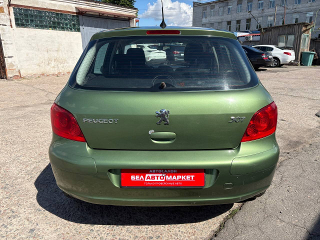 Фото автомобиля 5
