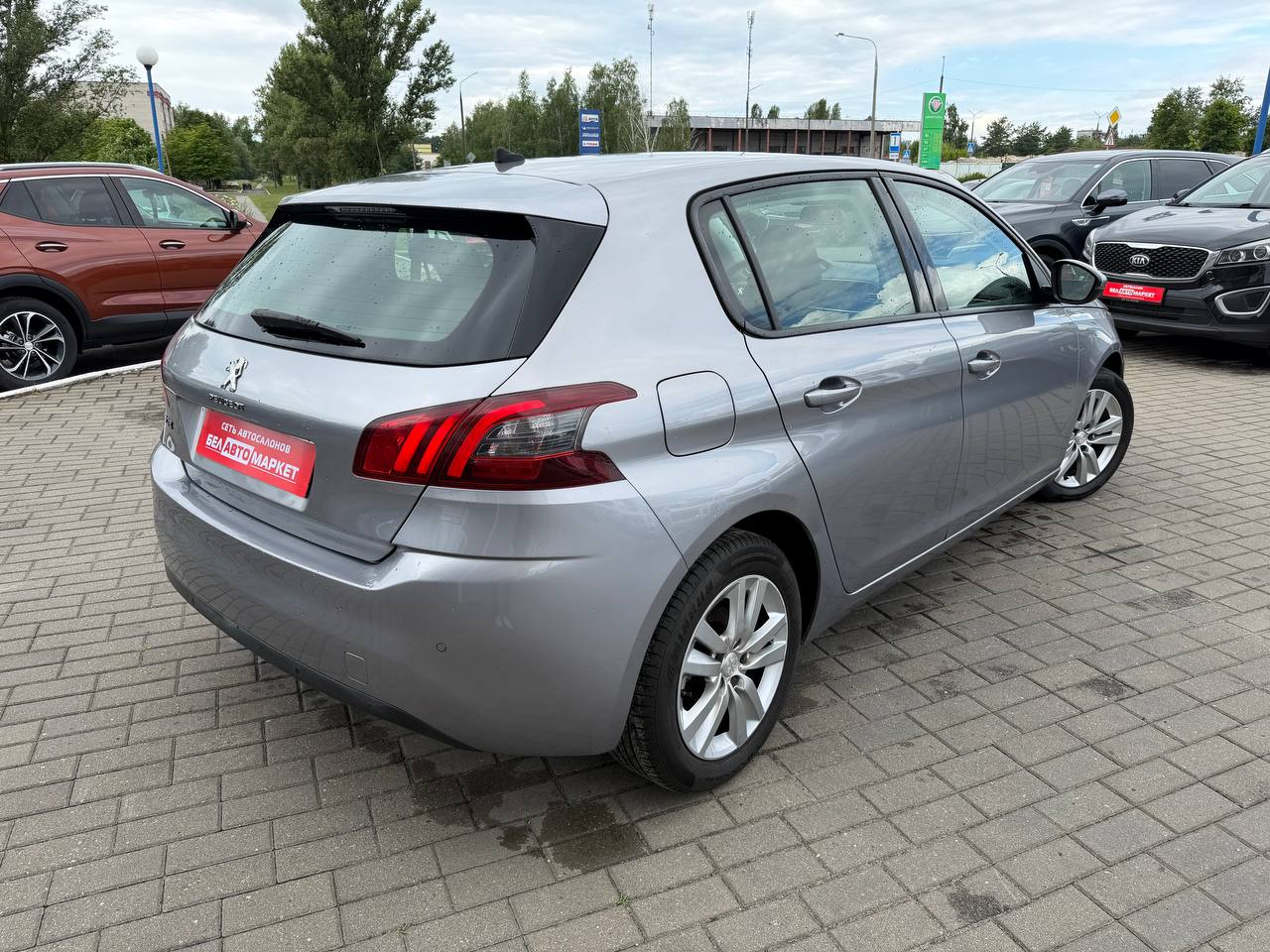 Фото автомобиля 5