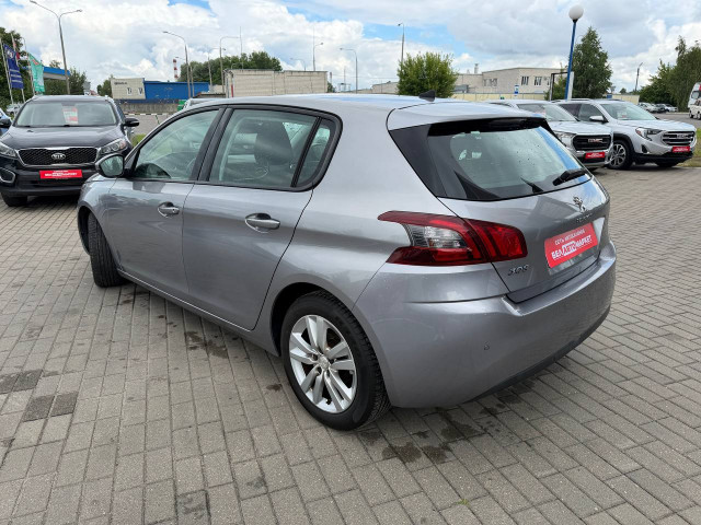 Фото автомобиля 7