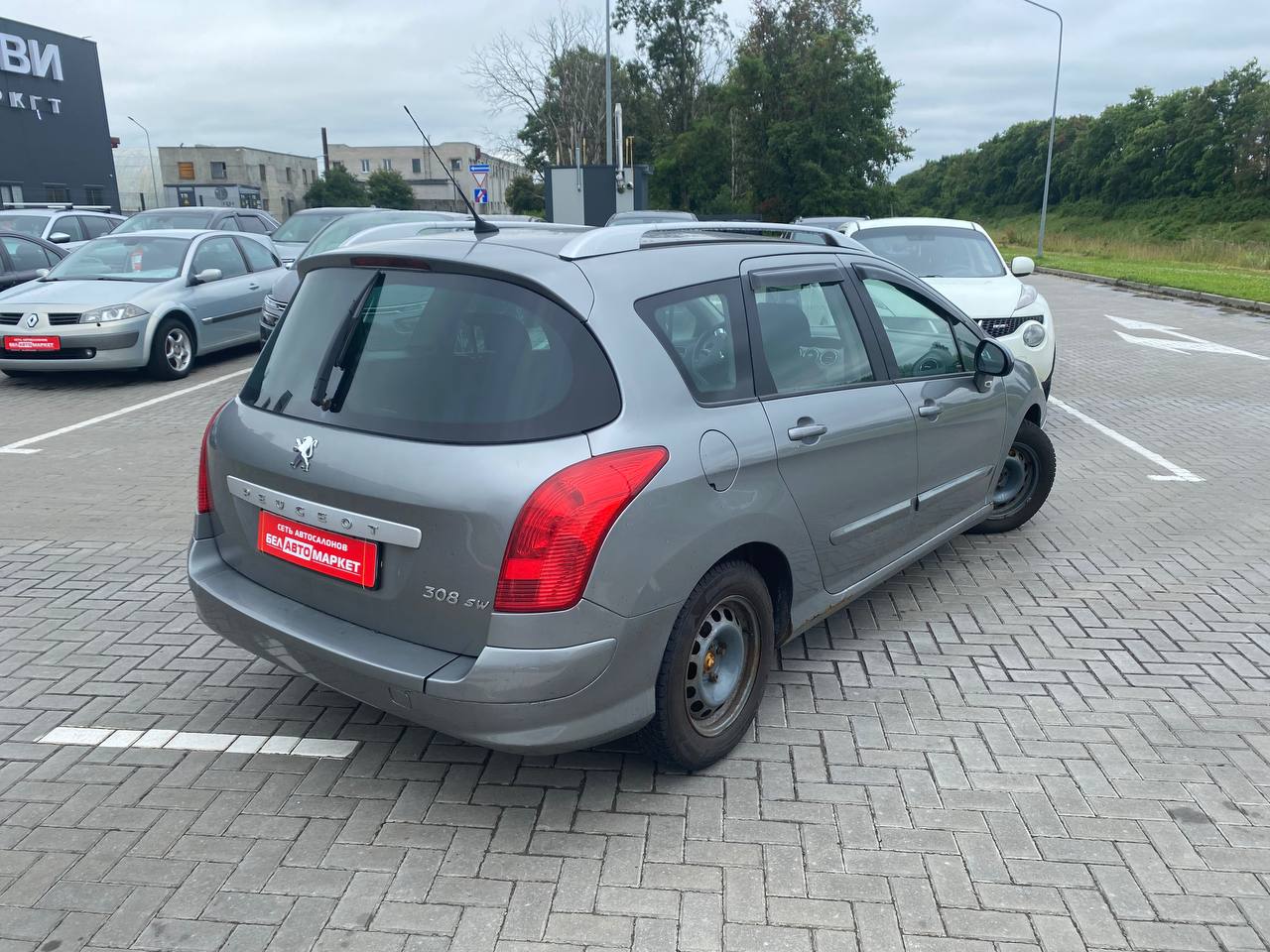 Фото автомобиля 5
