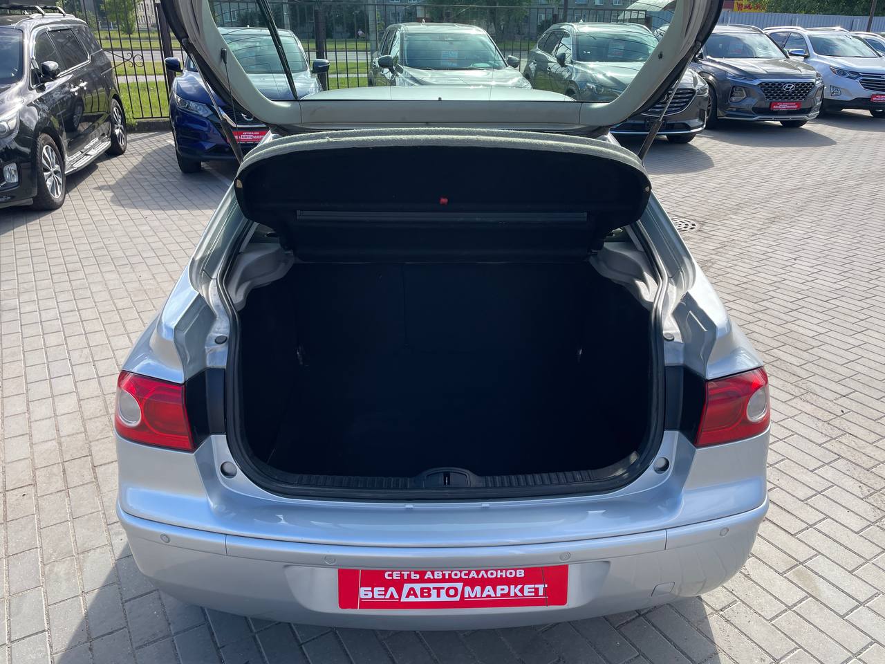 Фото автомобиля 11