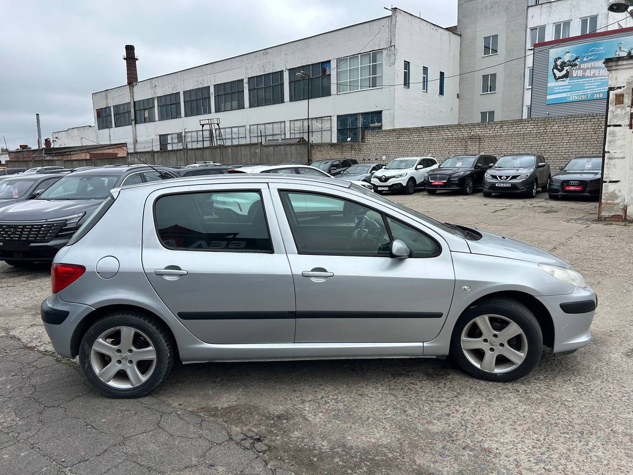 Фото автомобиля 3
