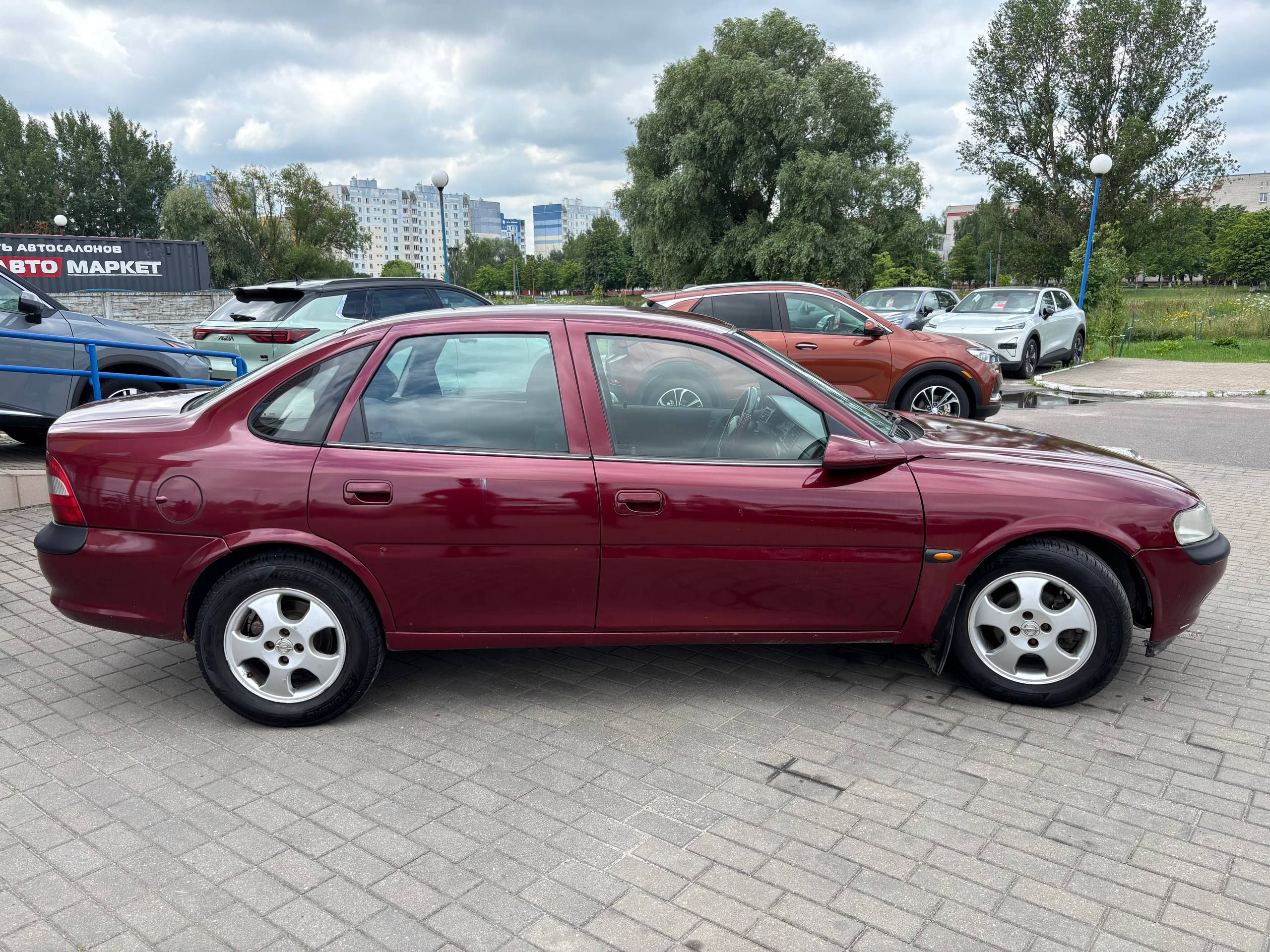 Фото автомобиля 2