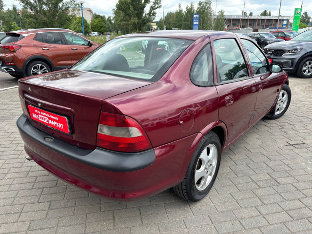 Фото автомобиля 5