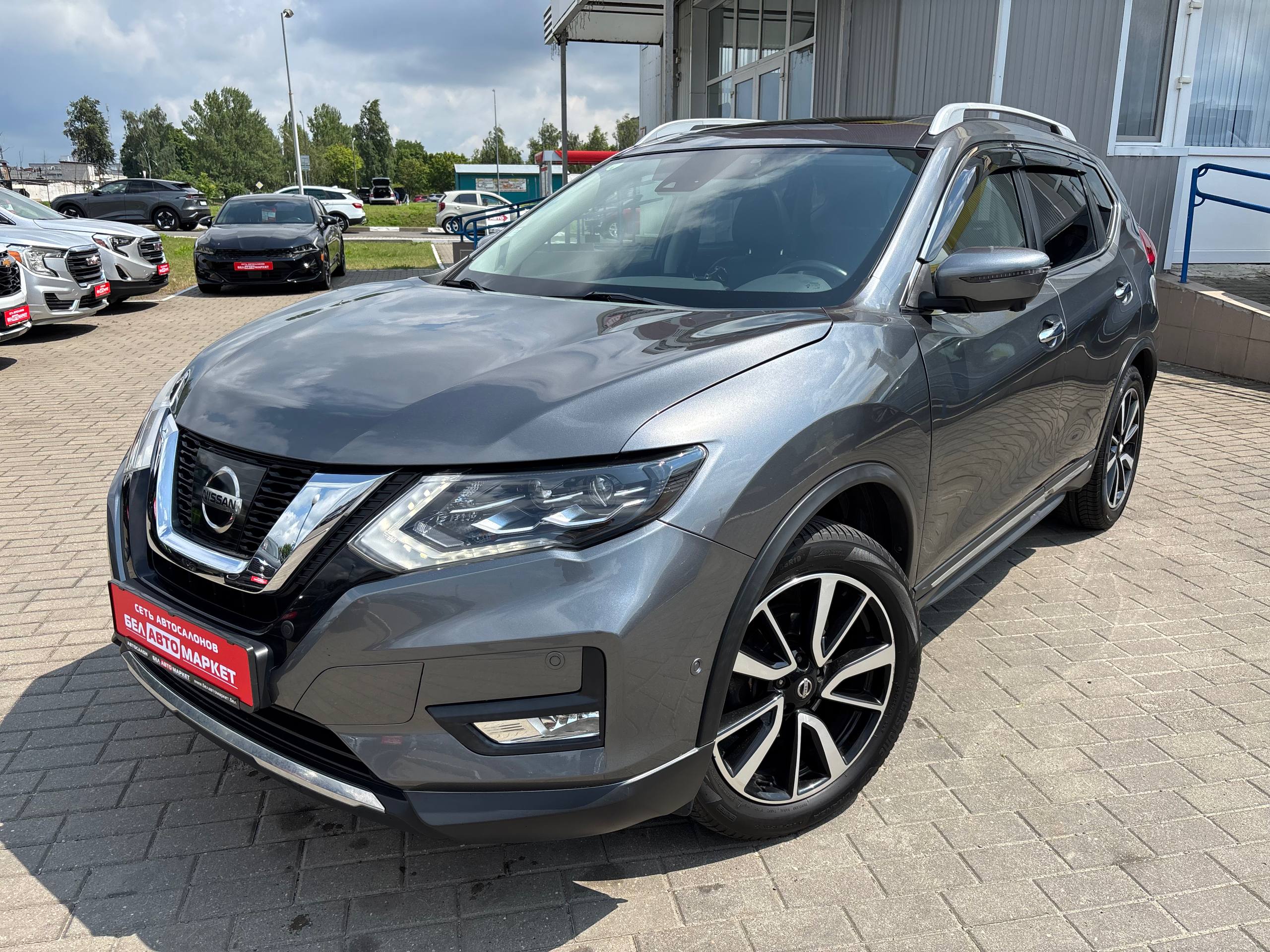 авто с пробегом nissan x-trail 2017
