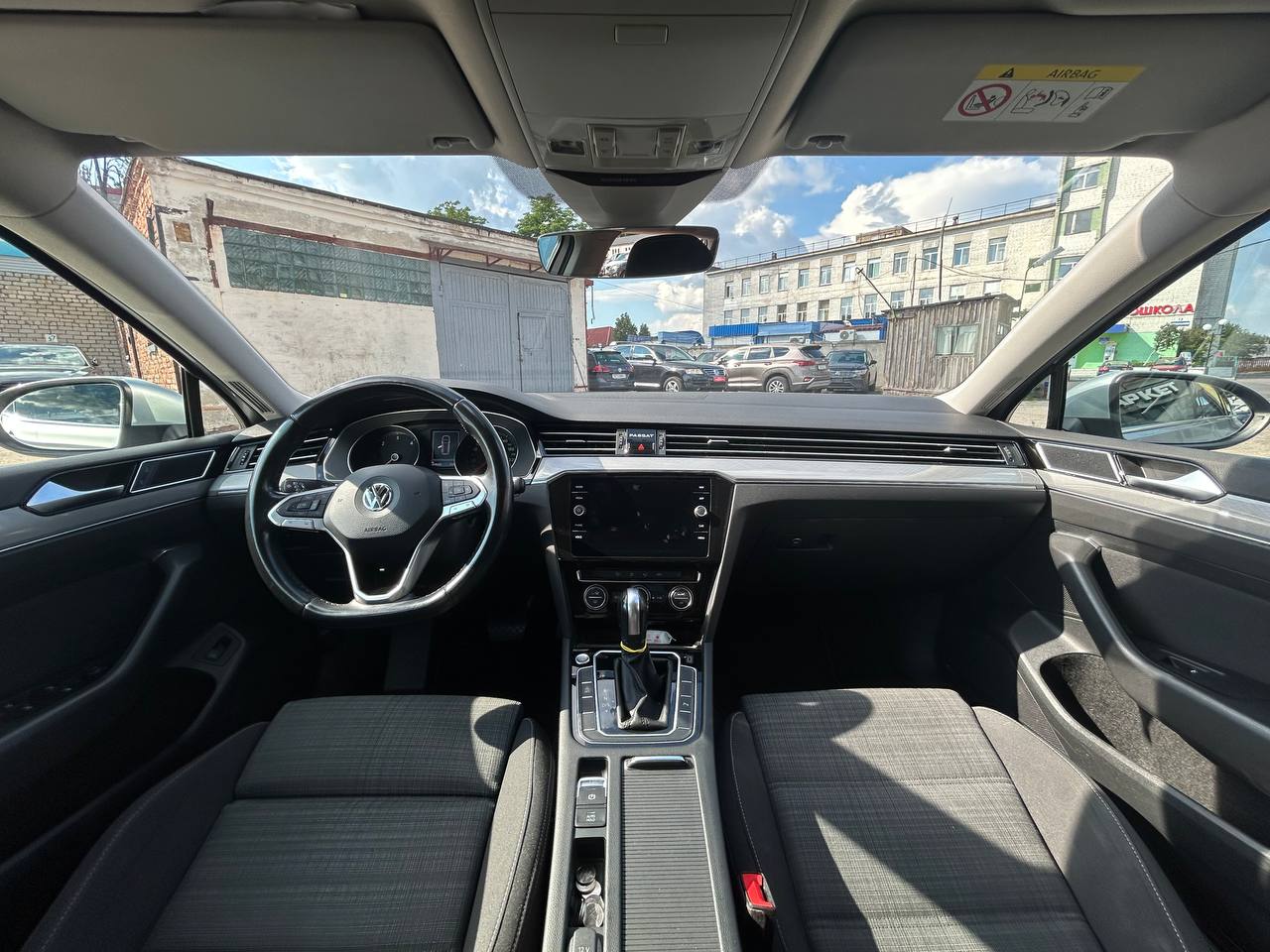 Фото автомобиля 10