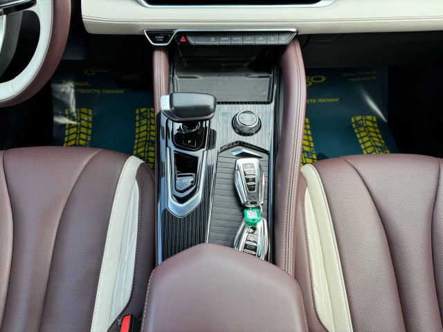 Фото автомобиля 12