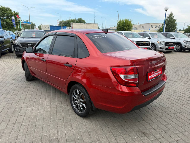 Фото автомобиля 8